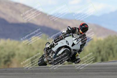 media/Nov-16-2025-Race Pace (Sun) [[8c5fa54630]]/Non Verified Riders (1st 20 Minutes)/7-Turn 9 Entry (210pm)/